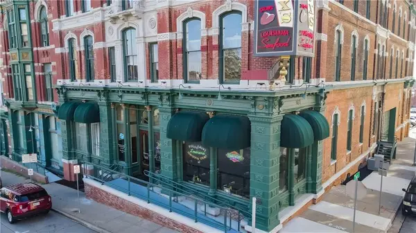 224 N 4th ST, St Joseph, MO 64501