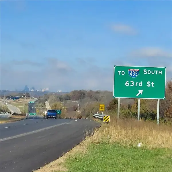 8500 E State Route 350 HWY, Kansas City, MO 64133