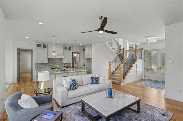 17021 King ST, Overland Park, KS 66221