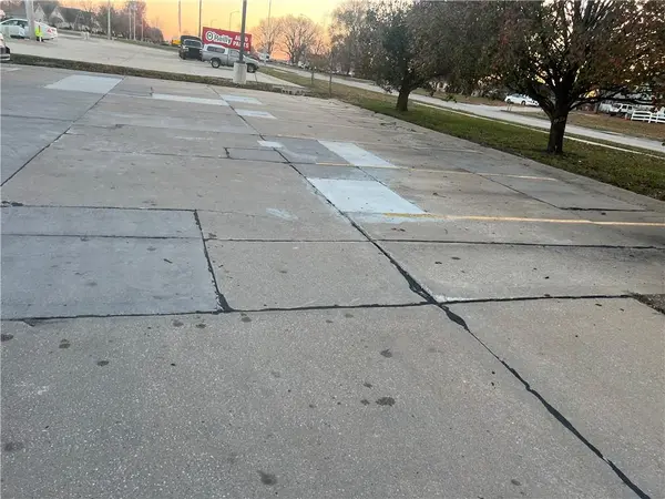702 S Webster (Parking Lot) ST, Spring Hill, KS 66083