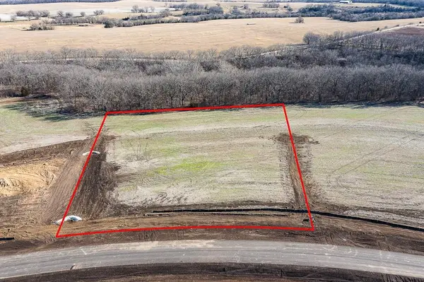 Lot 21 235th ST, Tonganoxie, KS 66086