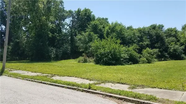 3424 E 24th TER, Kansas City, MO 64172