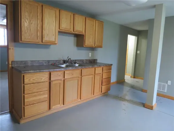1201 N Alanthus HWY, Stanberry, MO 64489