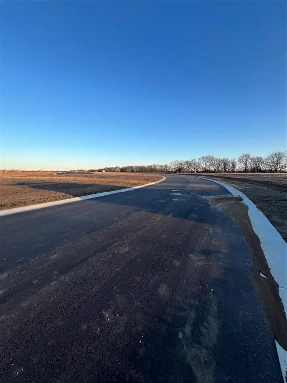 20103 Delmar ST, Stilwell, KS 66085