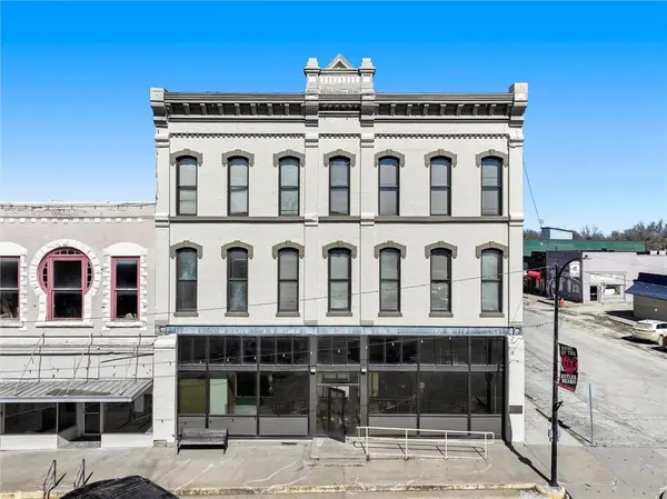 4 W Ohio ST, Butler, MO 64730