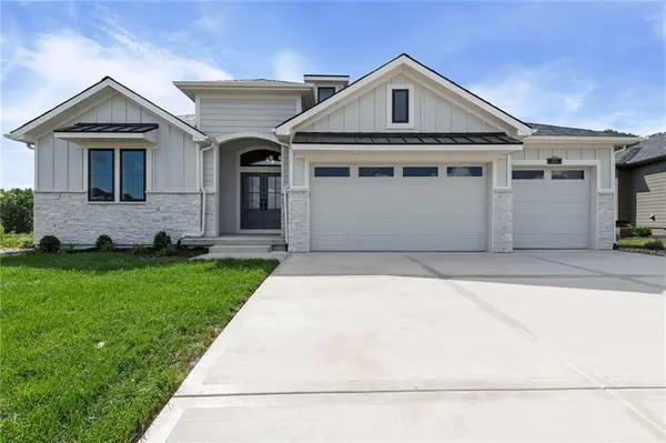 8716 N Lewis AVE, Kansas City, MO 64157
