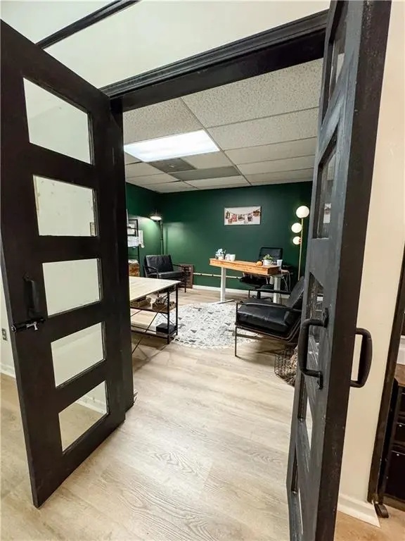 10 S Silver ST, Paola, KS 66071