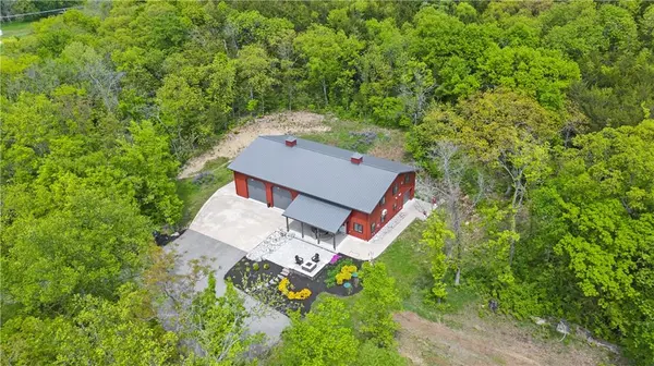 33345 W 95th ST, De Soto, KS 66018