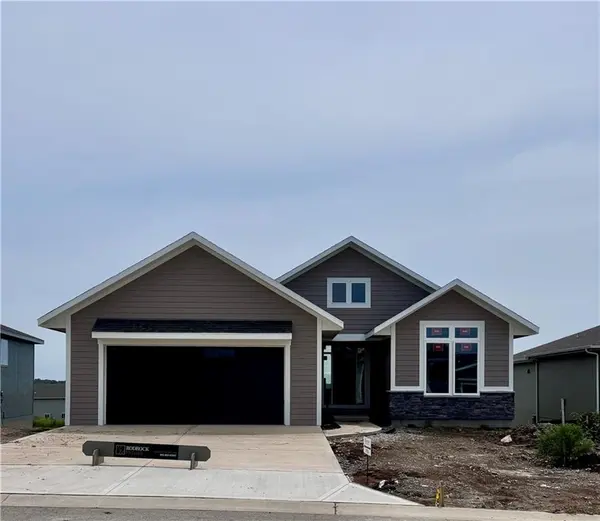 4215 W 158th TER, Overland Park, KS 66224