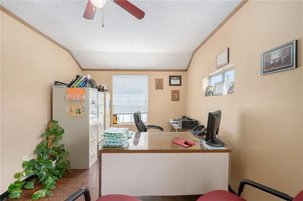 1102 W Clay/Broadway ST, Plattsburg, MO 64477
