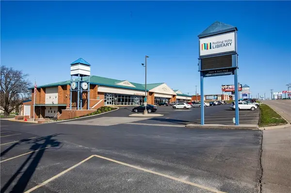 1900 N Belt HWY, St Joseph, MO 64506