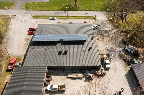 3709 Pickett RD, St Joseph, MO 64503