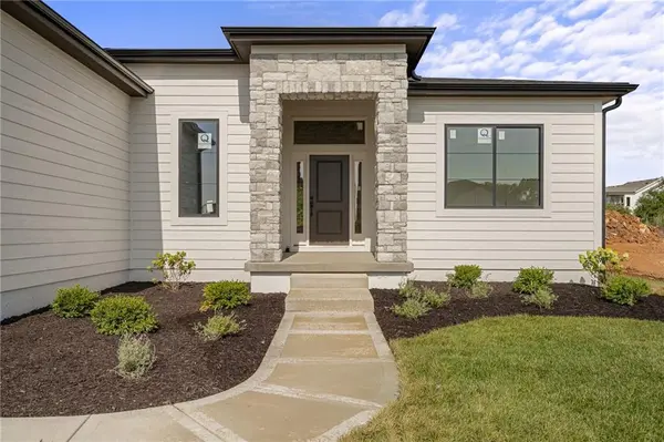 14266 S Houston ST, Olathe, KS 66061