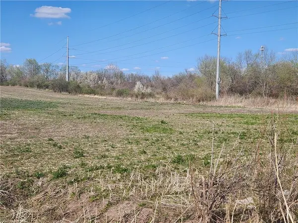 20602 E Truman RD #N, Independence, MO 64056