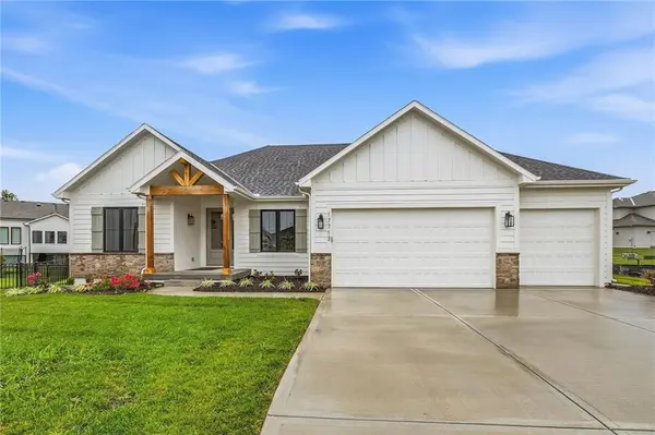 17713 S Brockway ST, Olathe, KS 66062