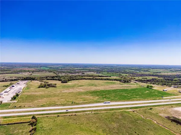 841 69 HWY, Fort Scott, KS 66701