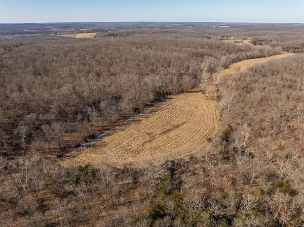 J Hwy HWY, Collins, MO 64738