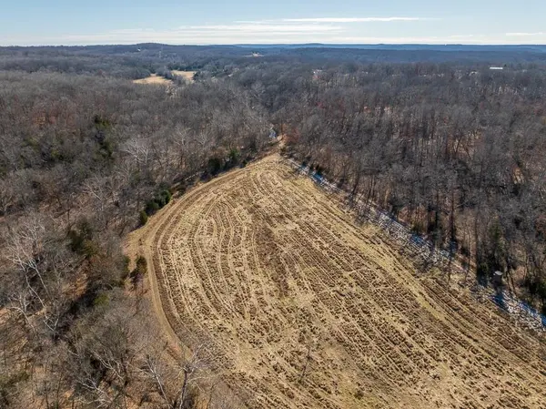 J Hwy HWY, Collins, MO 64738