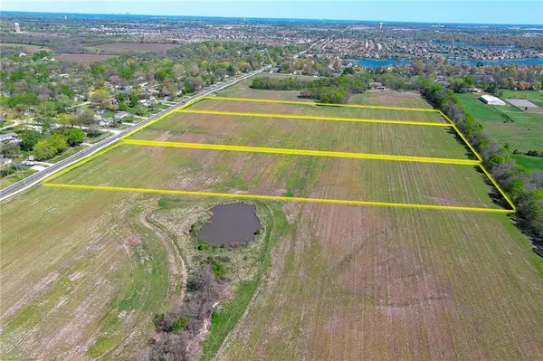 N Lot 5 Ward RD, Raymore, MO 64083