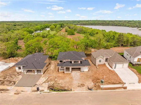 25054 W 141st ST, Olathe, KS 66061