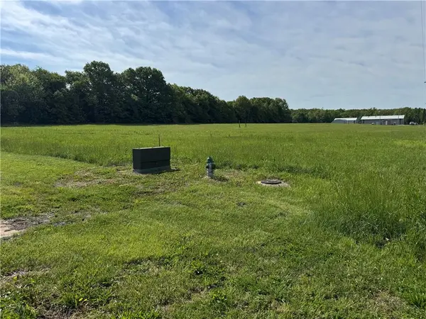 2570 S 171 RD, El Dorado Springs, MO 64744