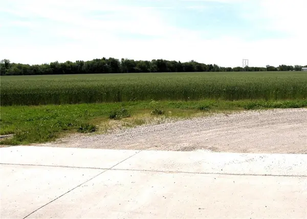 2730 Kingman RD, Ottawa, KS 66067