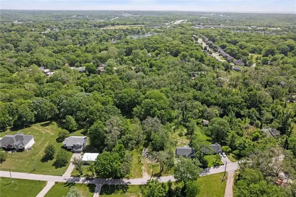 5237 N Merrimac AVE, Kansas City, MO 64151