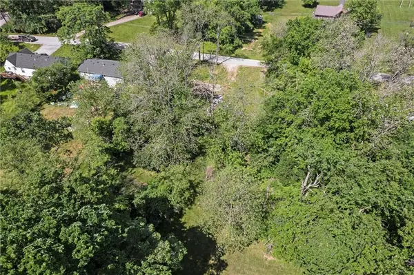 5237 N Merrimac AVE, Kansas City, MO 64151