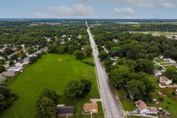 911 Limit ST, Leavenworth, KS 66048