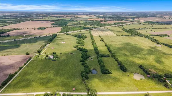 0000 Pleasant Valley RD, Wellsville, KS 66092