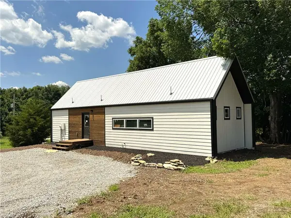 258 Sycamore DR, Linn Valley, KS 66040