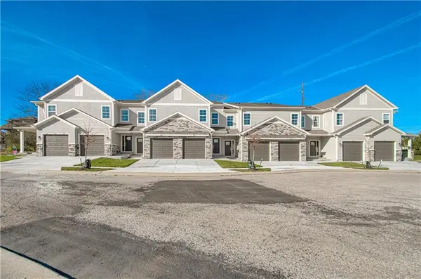 Findley ST #N, Olathe, KS 66061