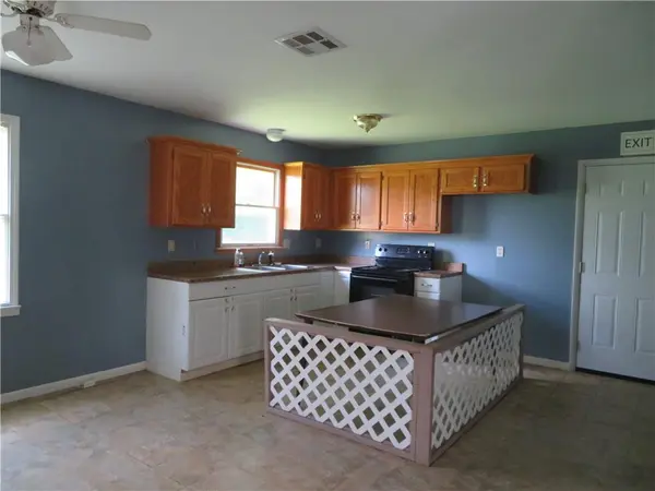 1312 6th ST, Osawatomie, KS 66064