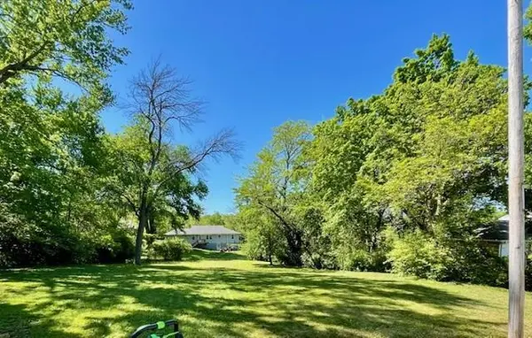 8115 E 80th TER, Kansas City, MO 64138
