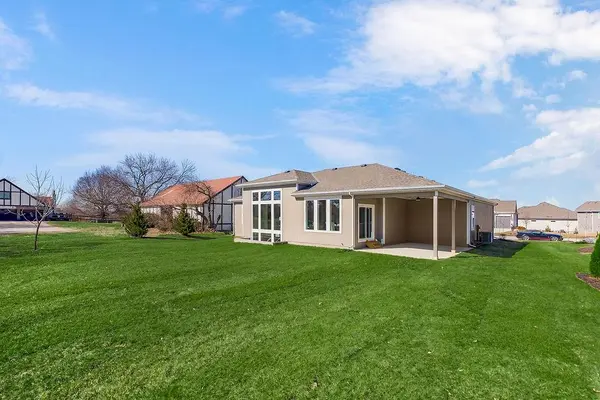 11209 W 173rd ST, Overland Park, KS 66221