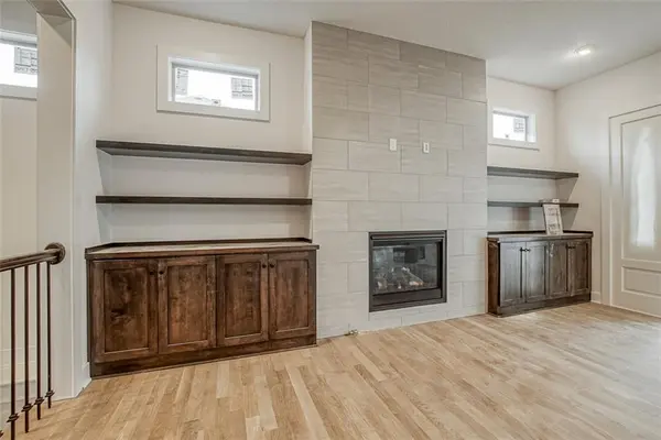 13825 Westgate ST, Overland Park, KS 66221