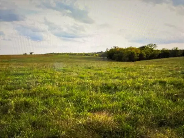 00000 S Valencia RD, Burlingame, KS 66413