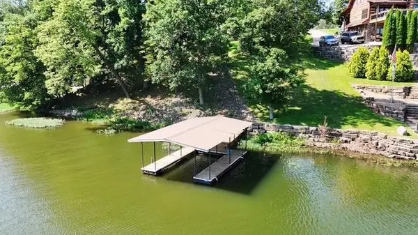 224 Lake Viking TER, Gallatin, MO 64640