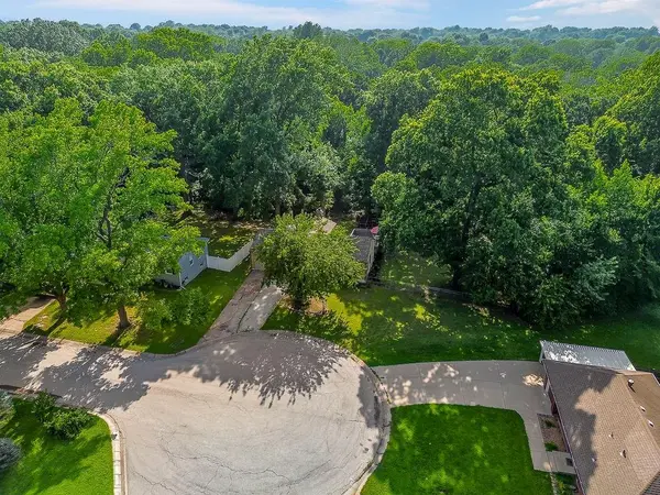 3340 S Crisp AVE, Independence, MO 64052