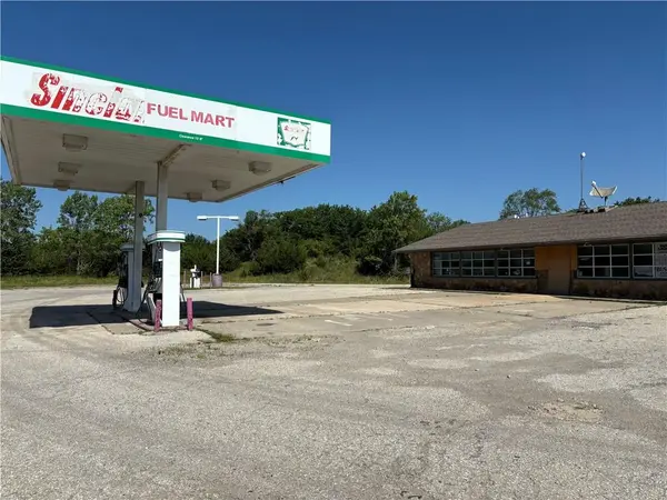 460 John Brown RD, Williamsburg, KS 66095