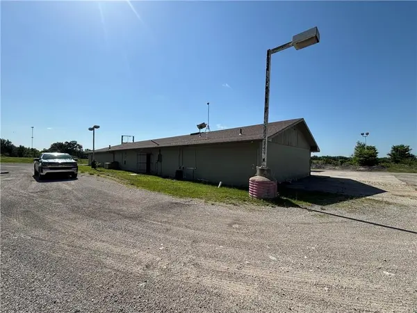 460 John Brown RD, Williamsburg, KS 66095