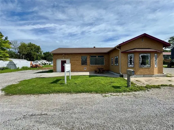 101 W Walnut ST, Waverly, MO 64096