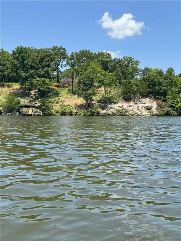 Daybreak LN, Edwards, MO 65326