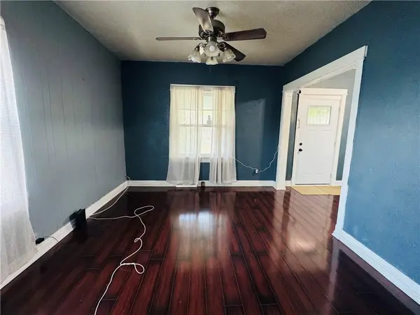 401 N Hardesty AVE, Kansas City, MO 64123