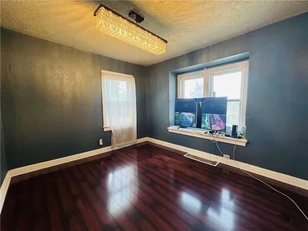 401 N Hardesty AVE, Kansas City, MO 64123