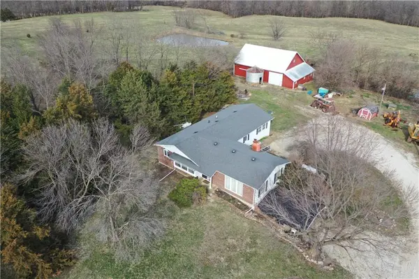 25998 Hemlock RD, Bevier, MO 63532