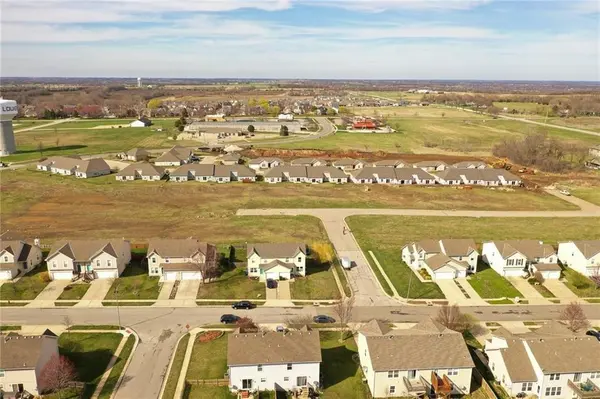 0 0 Harvest DR, Louisburg, KS 66053