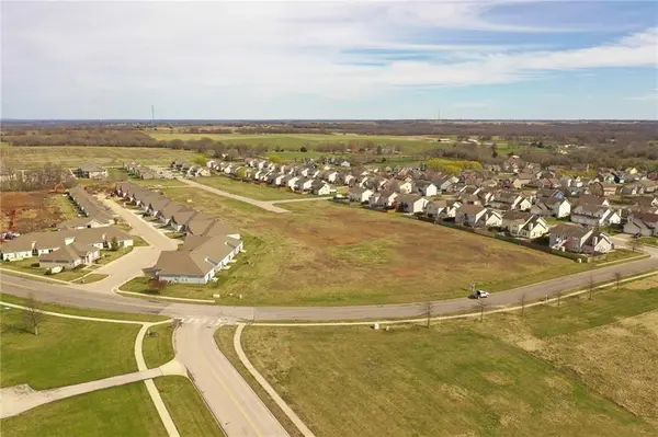 0 0 Harvest DR, Louisburg, KS 66053