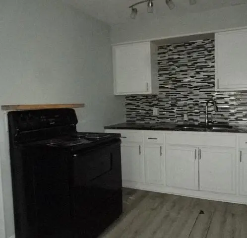 5938 Kensington AVE, Kansas City, MO 64130