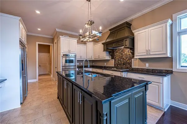 521 W Clark ST, Warrensburg, MO 64093
